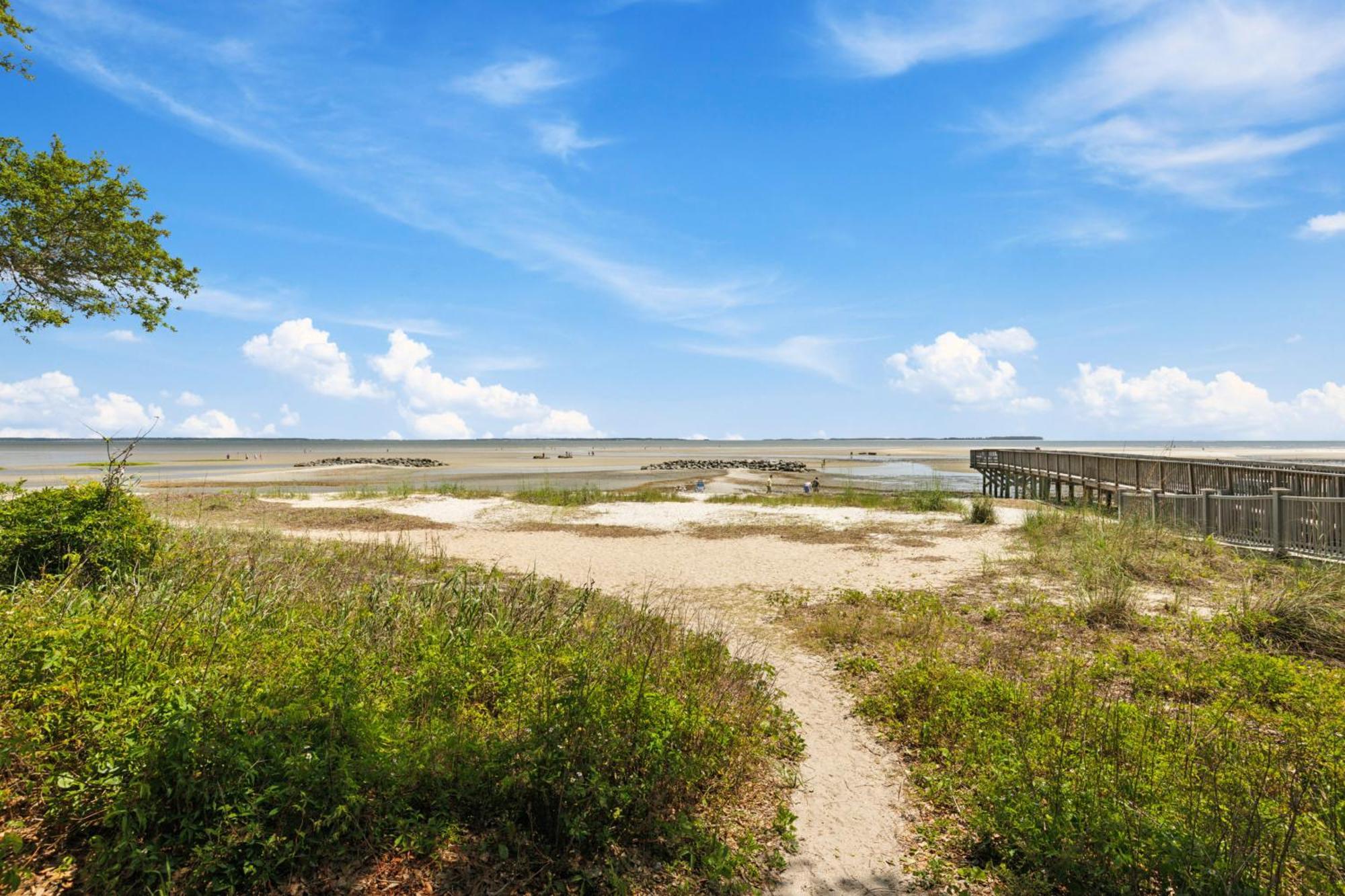 Peaceful Treetop Condo - 2Br/2Ba Hilton Head Island Exterior photo